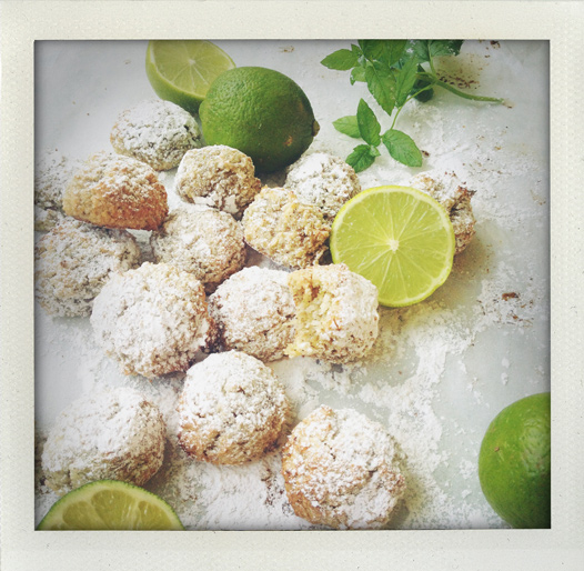Kokoskakor med lime